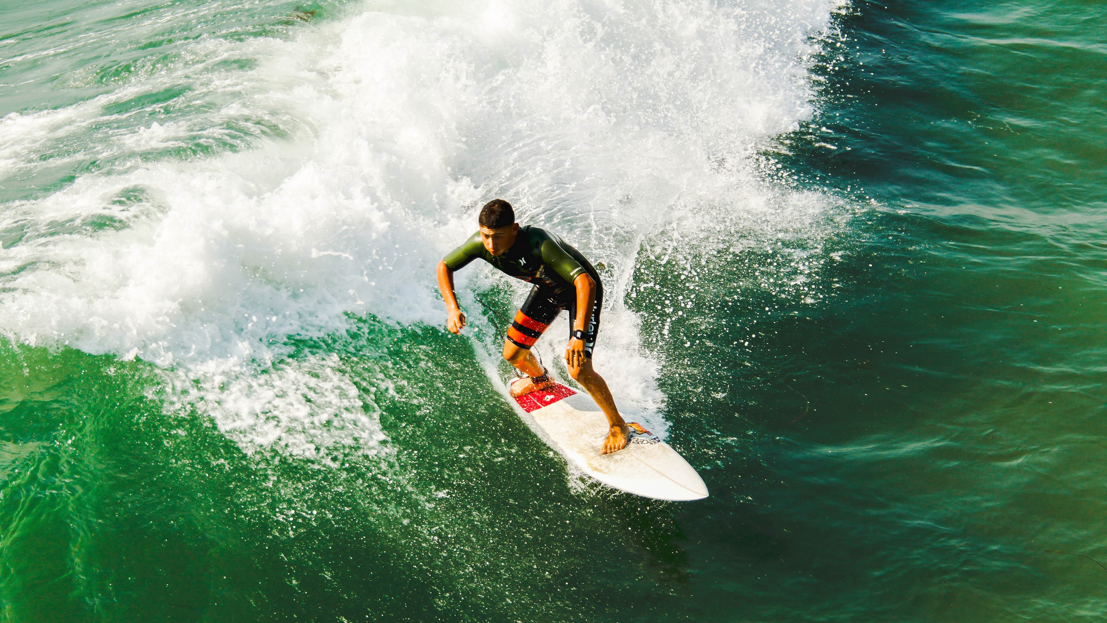 丁俊晖助阵斯诺克公益推广日，丁俊晖做斯诺克反败为胜视频